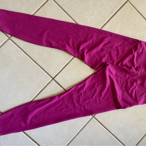 LULULEMON WUNDER TRAIN HIGH-RISE TIGHT 28" - Picture 6 of 8